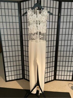 Elegant White Lace Bodice Jumpsuit for Women